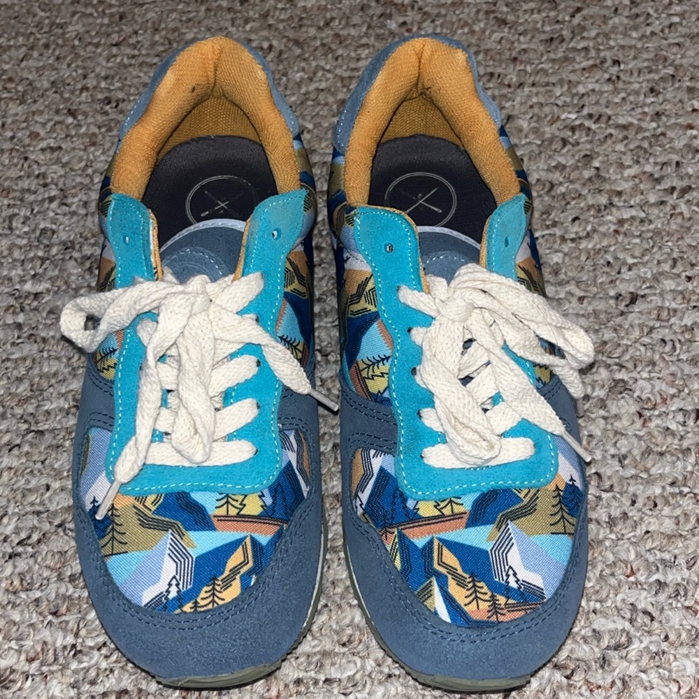 Inkkas Jogger Tennis Shoes